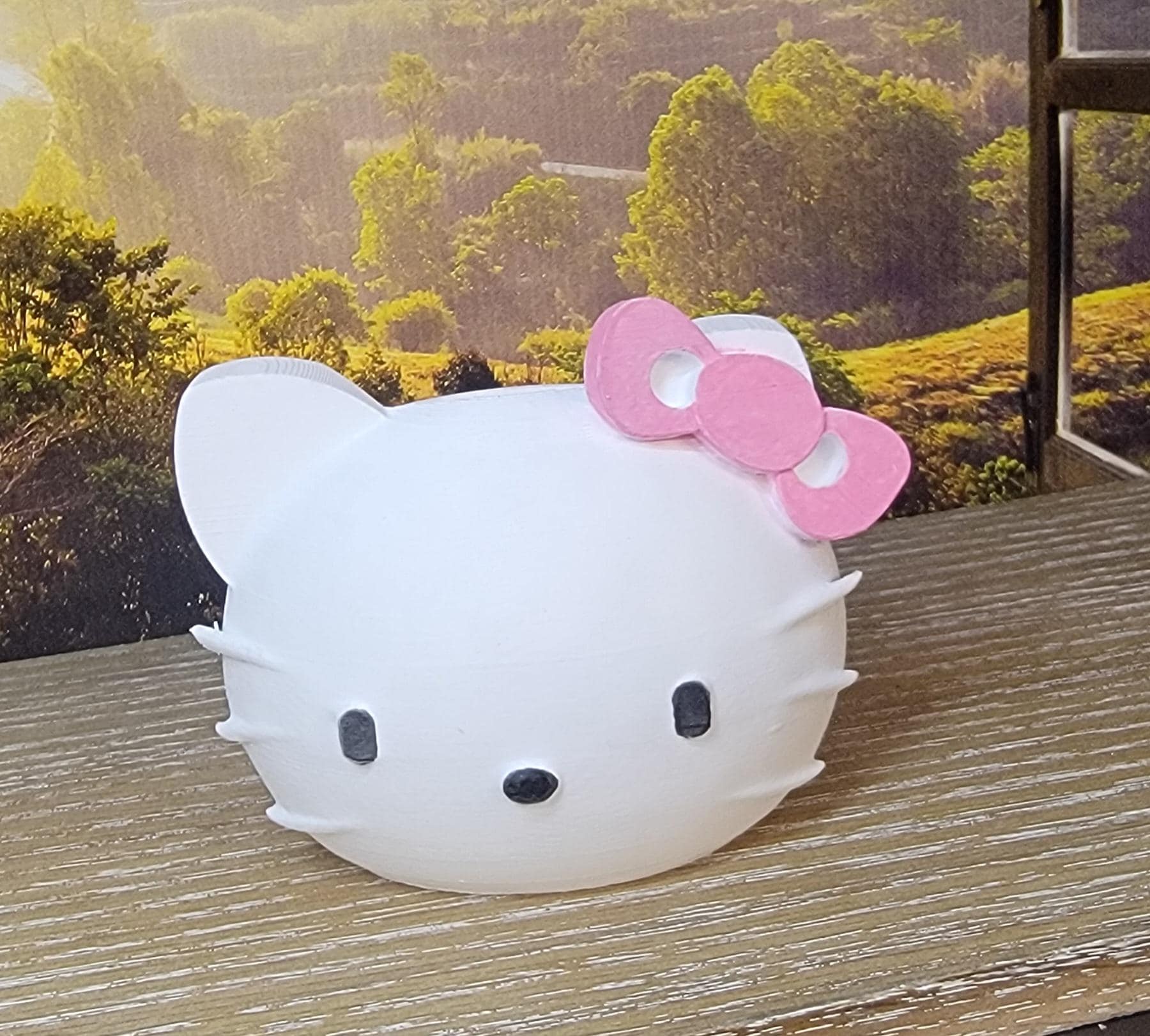 Hello Kitty Desktop organizer for pens, pencils, markers, paint brushes, & more