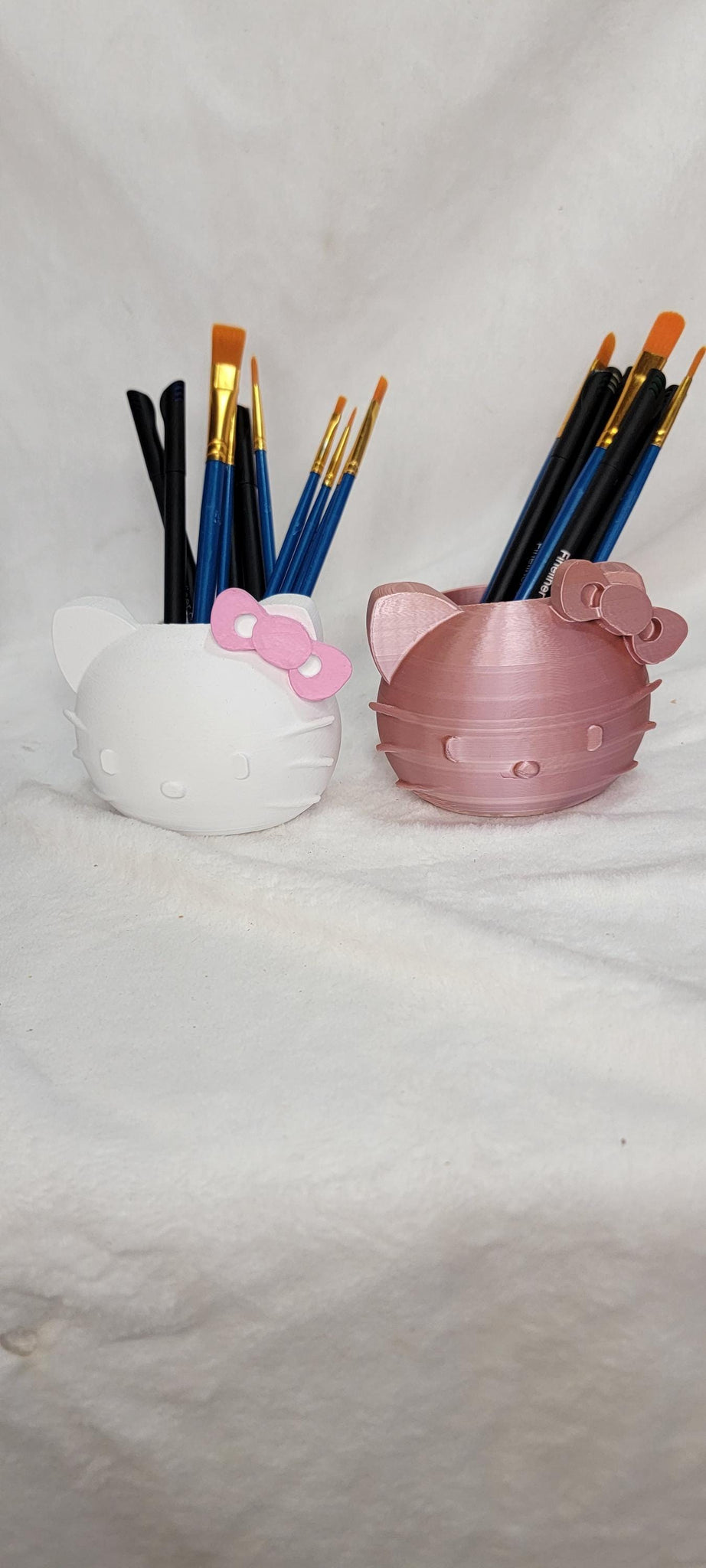 Hello Kitty Desktop organizer for pens, pencils, markers, paint brushes, & more